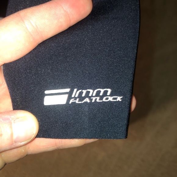 Billabong rash guard - Picture 2 of 5